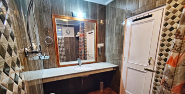 Hotel A Star Regency Manali